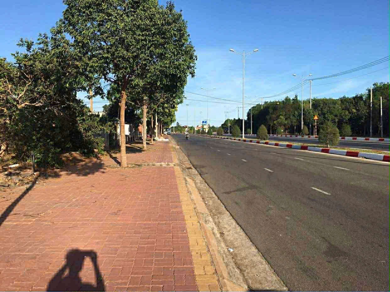 Chủ cần bán lô đất cách vòng xoay hòa long và lối ra cao tốc 100m ✅ Diện tích 23x66 50tc tổng 1.151m²