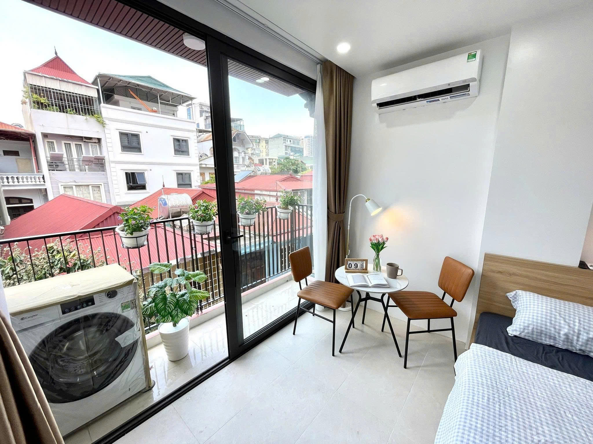 Siêu phẩm Cầu Giấy 100m2, 7 tầng lô góc, MT7m Gara ô tô dòng tiền 130tr/tháng giá 37 tỷ