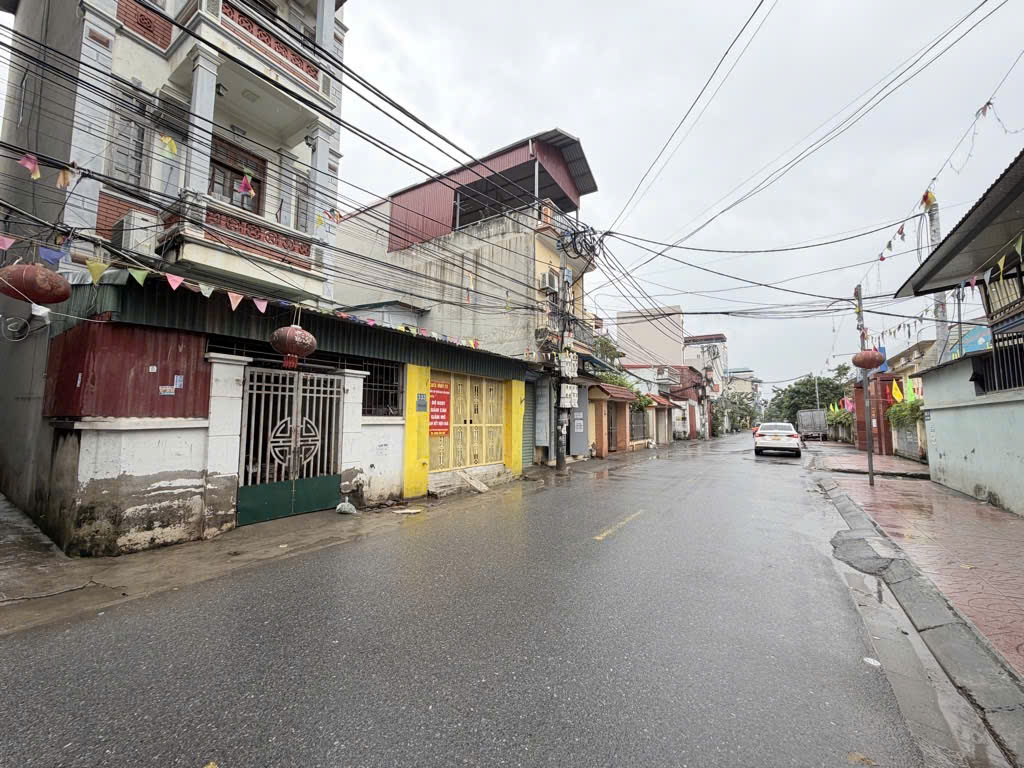 NGHĨA LỘ - YÊN NGHĨA - HÀ ĐÔNG CHÍNH CHỦ CẦN BÁN NHÀ DT 106M2 MT 5M