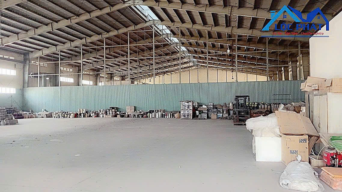 Bán xưởng 8200m2 TMDV TP Biên Hòa, Đồng Nai 90 tỷ