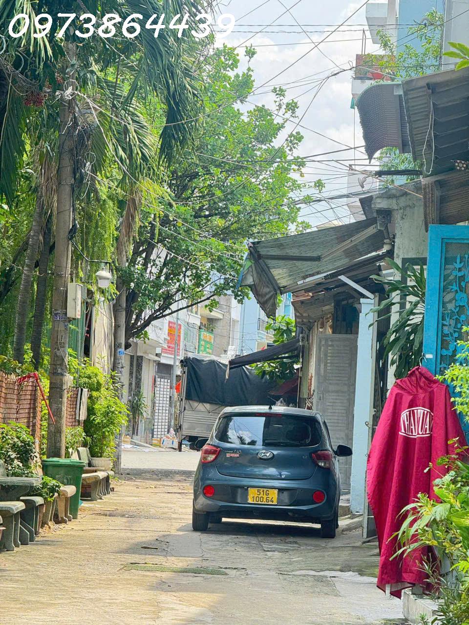 SIÊU PHẨM 3 TẦNG THIẾT KẾ HIỆN ĐẠI SANG TRỌNG - HẺM XE HƠI - KHU PHÂN LÔ - GẦN CHỢ THIẾC - CHỢ TRẦN THỊ CỜ - XE HƠI NGỦ