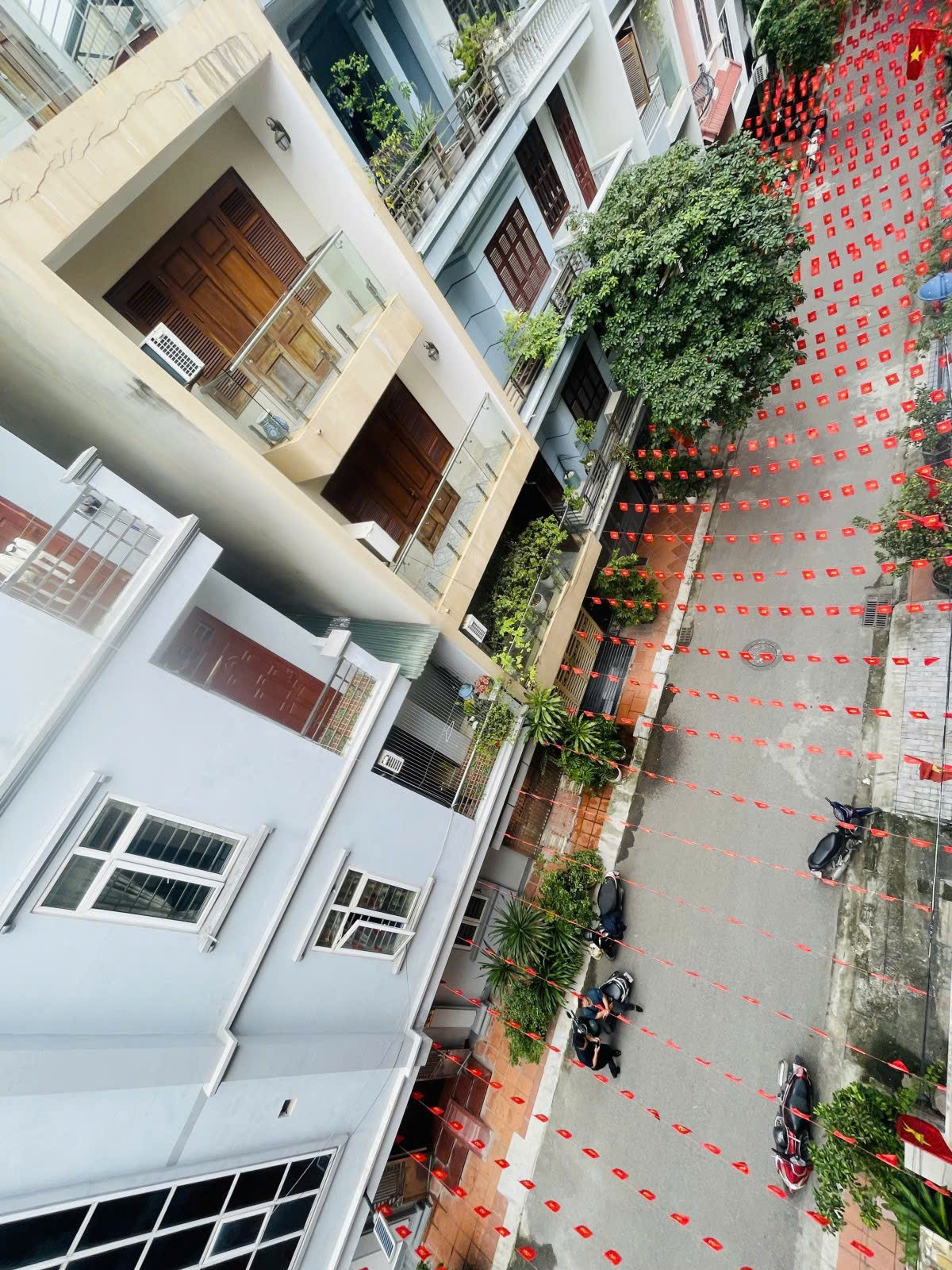 BÁN NHÀ KHU ĐÔ THỊ VĂN QUÁN - HÀ ĐÔNG, 68 M2, MẶT TIỀN 4,6 M, GIÁ 19,6 TỶ.