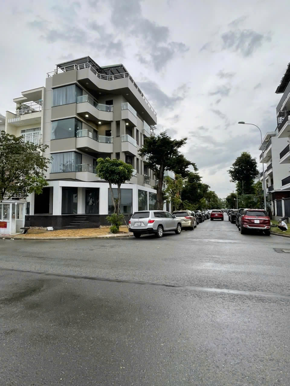 CHO THUÊ CĂN HỘ CAO CẤP - CHUẨN 5 SAO XÃ BÌNH HƯNG , BÌNH CHÁNH