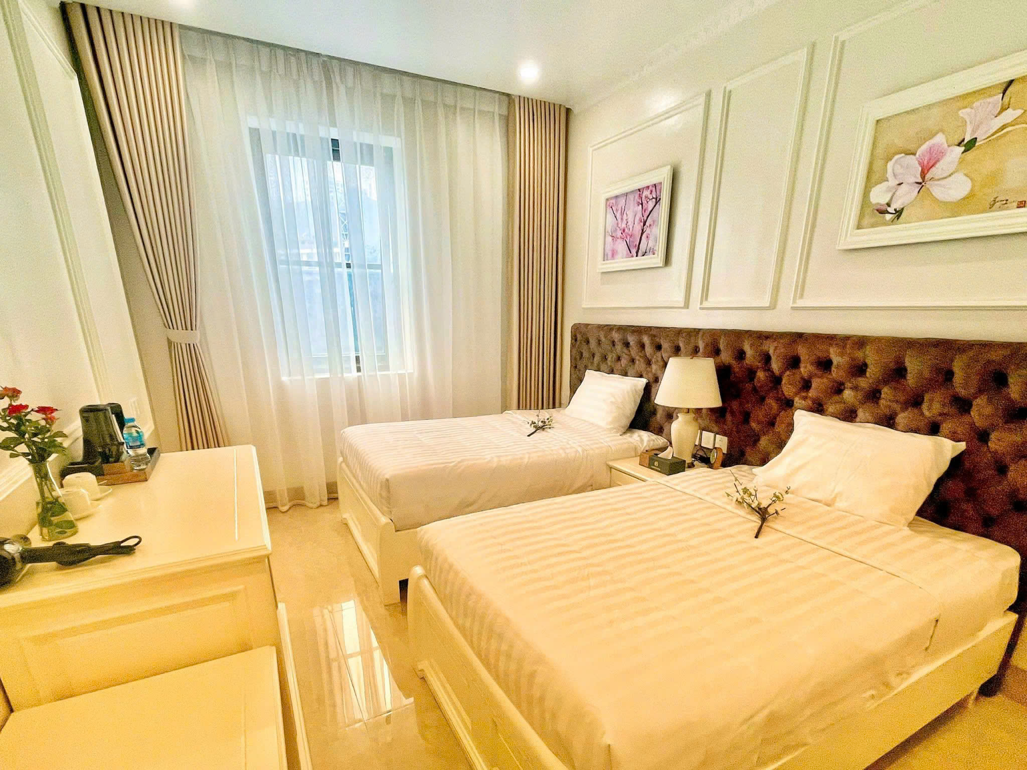 Bán khách sạn mặt phố Mã Mây, 80m2, 5 tầng, mặt tiền 5.4m, 77.5 tỷ, kinh doanh đỉnh