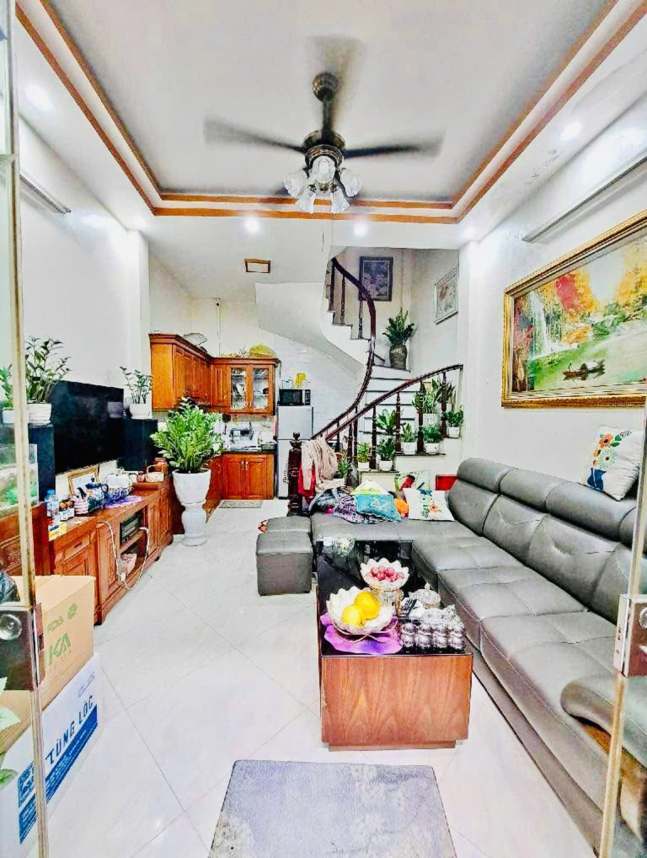 SIÊU HIẾM! PHỐ TÔN ĐỨC THẮNG - LÔ GÓC 2 THOÁNG 40M²x5T NHÀ ĐẸP - NGÕ THÔNG - GẦN PHỐ GIÁ 6.85 TỶ