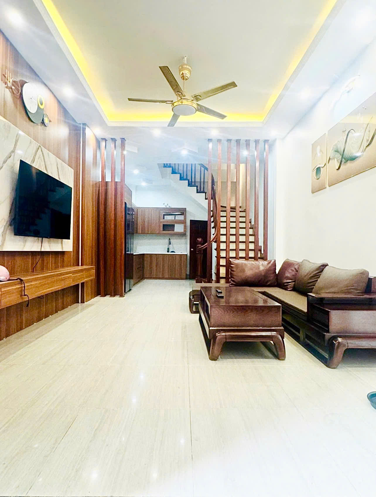 BÁN NHÀ NGÃ TƯ SỞ - ĐỐNG ĐA - NHÀ MỚI 50M²x5T - NGÕ THÔNG - GẦN PHỐ - DÂN TRÍ CAO GIÁ 8.6 TỶ