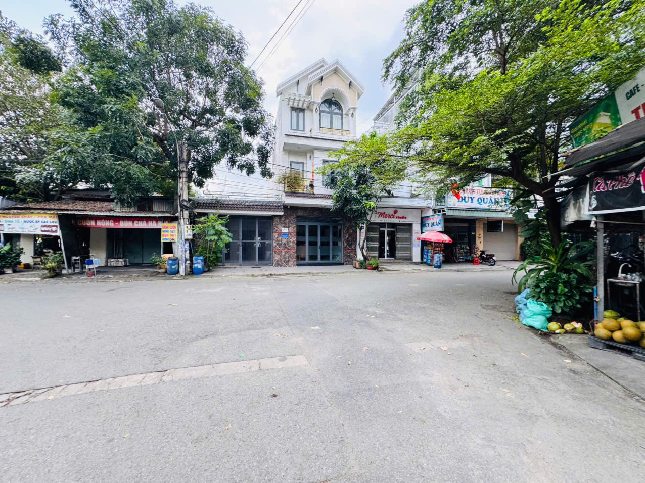 BÁN NHÀ MẶT TIỀN ĐƯỜNG Đ1 – KDC NHỊ ĐỒNG 2, P. DĨ AN – XE TẢI THÔNG – KINH DOANH VẠN NGÀNH – GIÁ CHỈ 5.3 TỶ