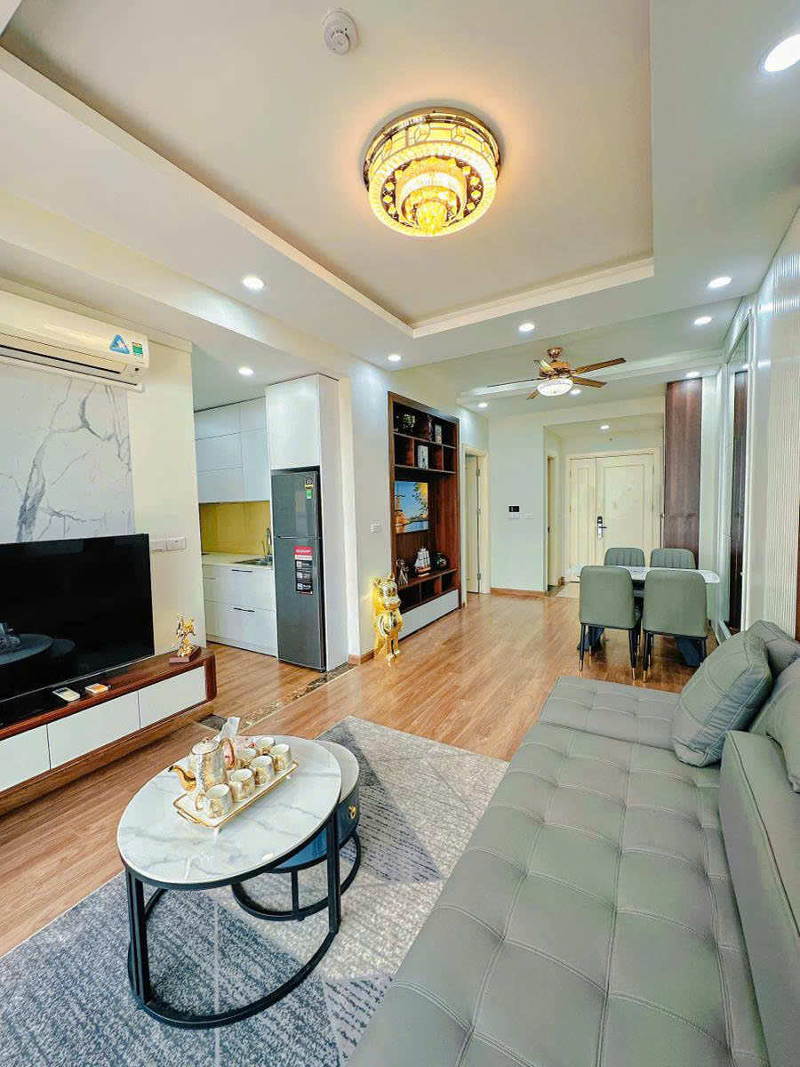 Nhà mặt phố Đội Cấn Ba Đình – 43m2 4 Tầng MT 4.6m Giá 27 tỷ