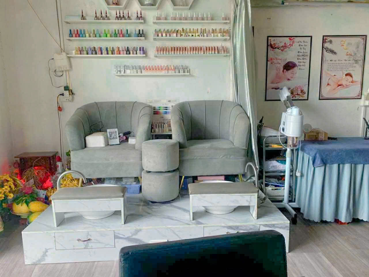 Do chuyển đổi công việc nên c cần sang nhượng gấp quán Nail -Gội