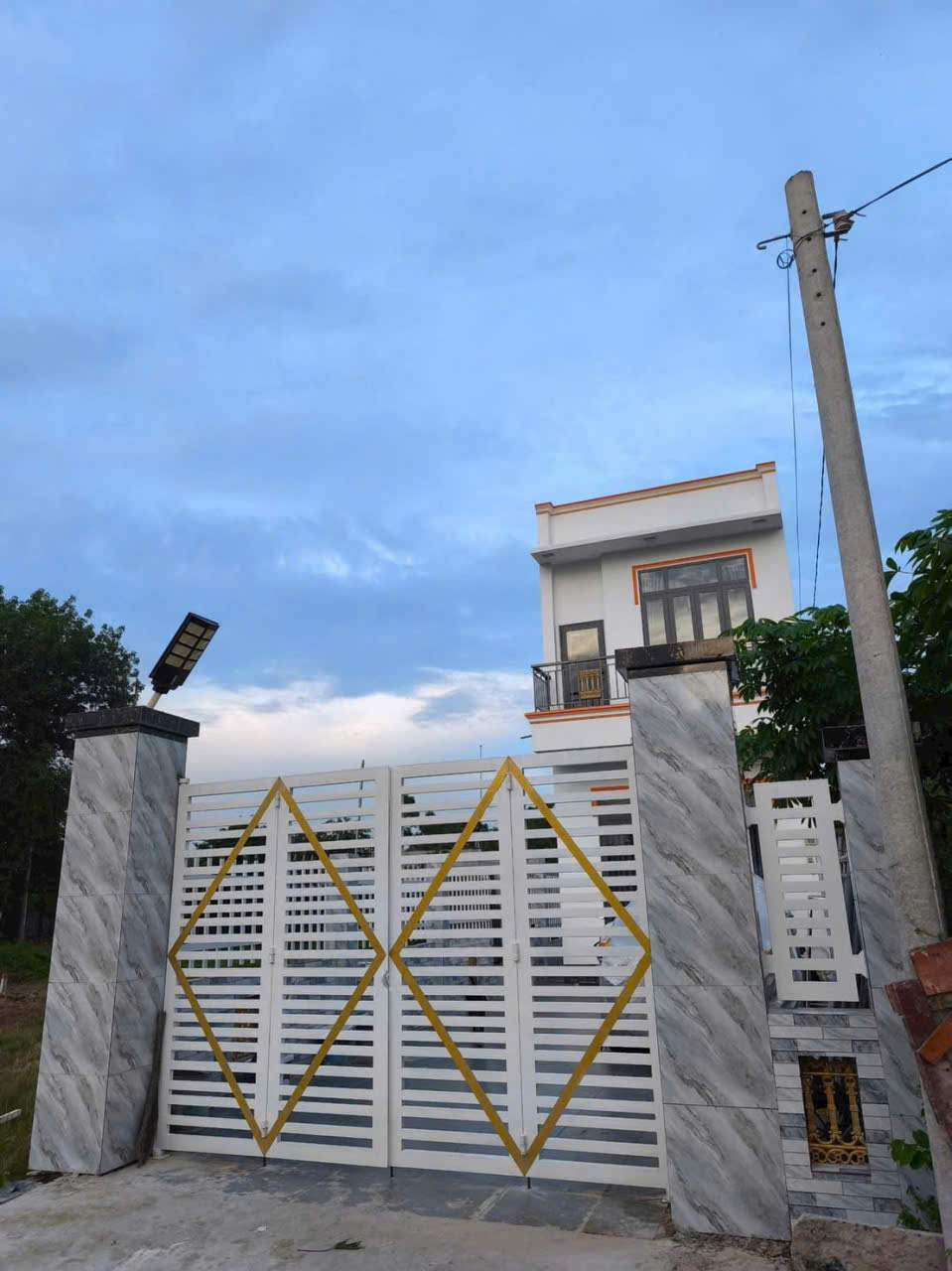 Bán nhà hẻm xã Thái Mỹ, Củ Chi dt 125m2 1 lầu 2pn 2wc giá 2,6 tỷ