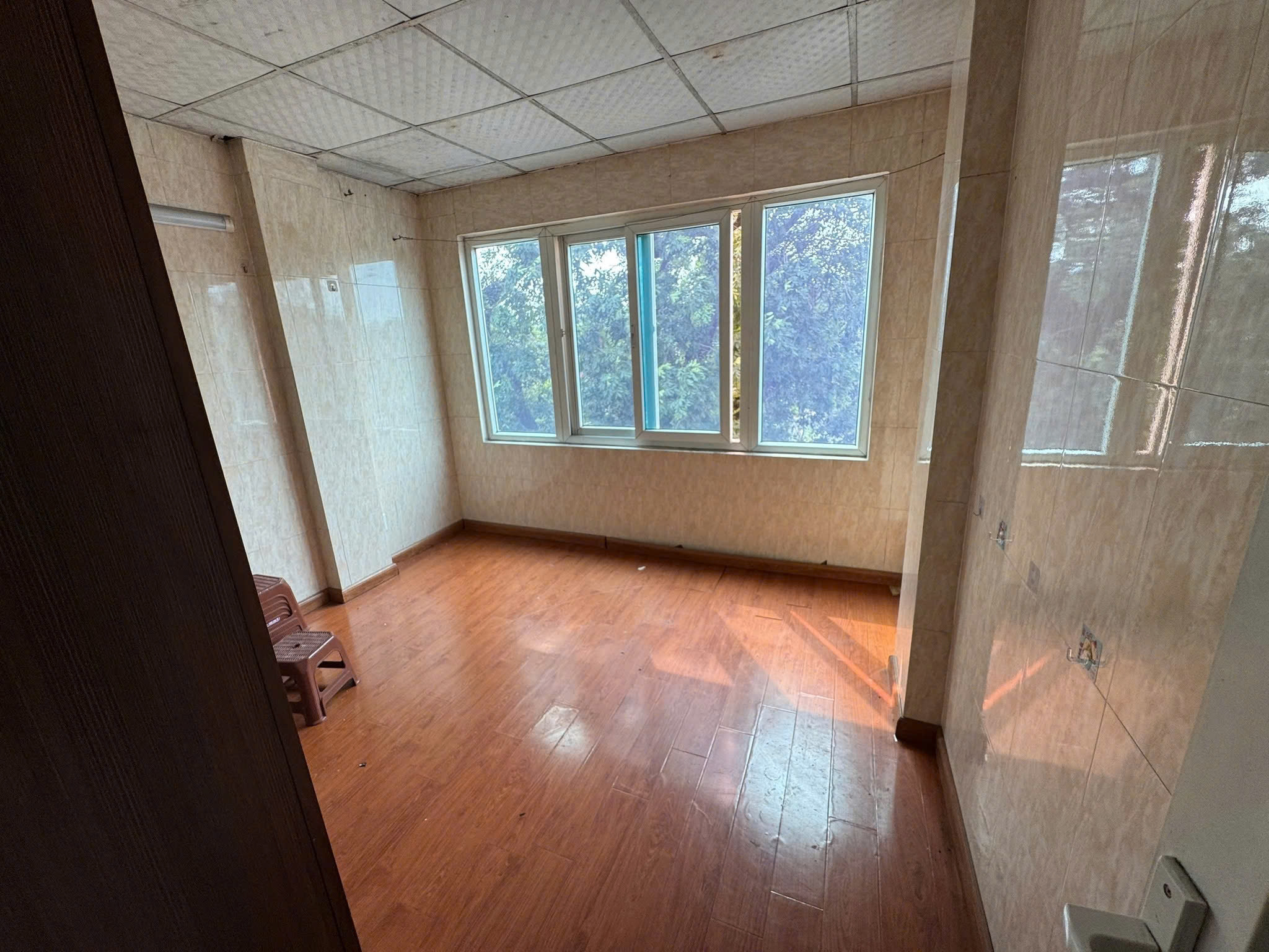 Chính chủ bán nhà mặt phố Nguyễn Đình Chiểu, 12m2, 5 tầng, mặt tiền 3.2m, 9.8 tỷ, kinh doanh đỉnh