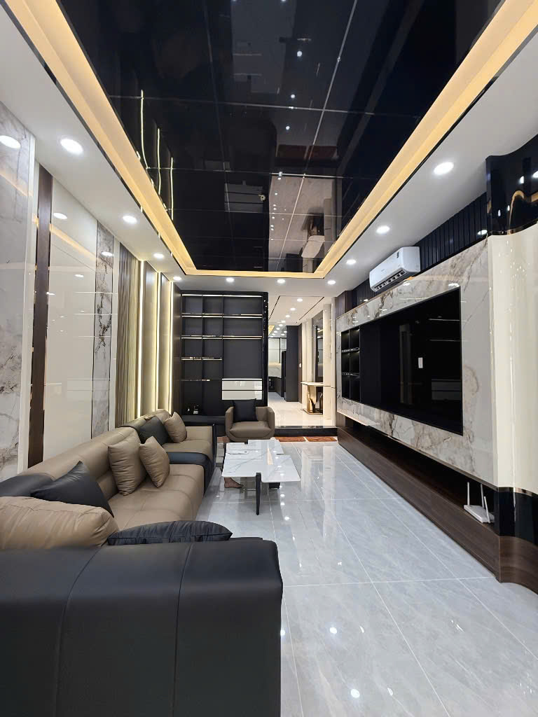 5 TẦNG, THANG MÁY, NỘI THẤT CAO CẤP! TIỆN ÍCH ĐẲNG CẤP - Q7 20 TỶ