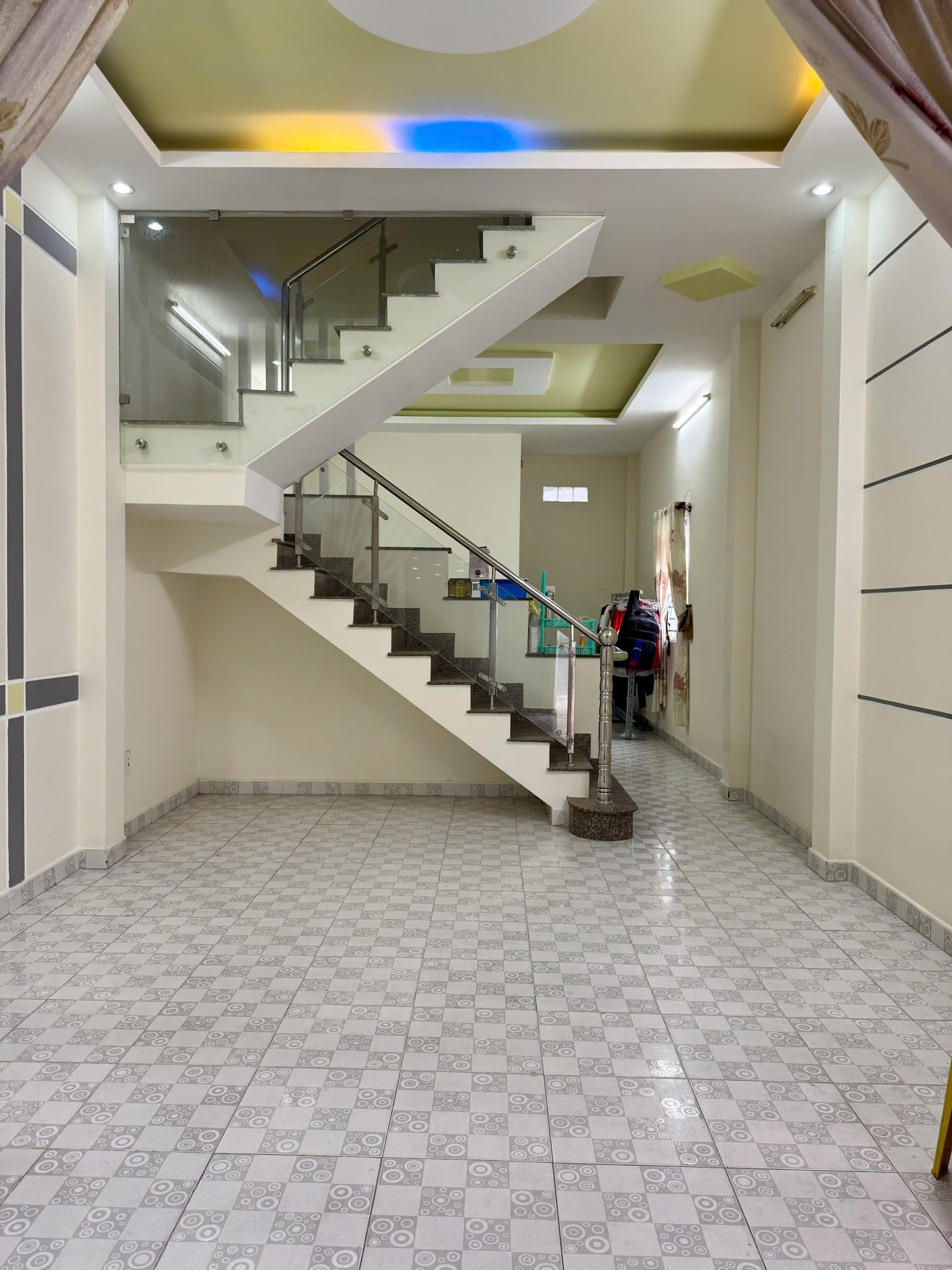 BÁN NHÀ 2 TẦNG 4 X 13,6M SHR HẺM XE HƠI LÂM THỊ HỐ, TÂN CHÁNH HIỆP Q12 GIÁCHỈ 3,8 TỶ TL