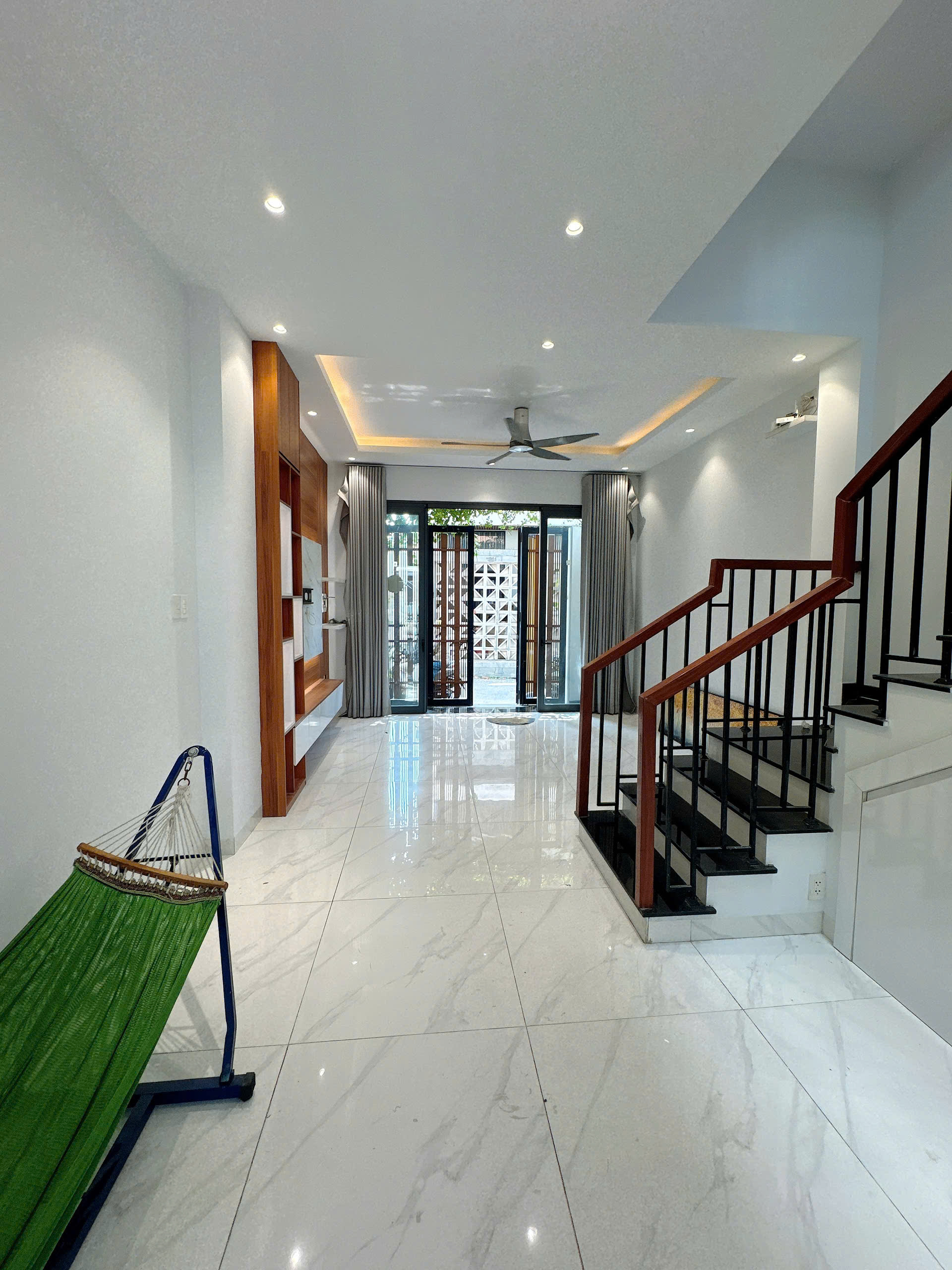 NHÀ 3 TẦNG – 2 MẶT HẺM OTO – TRƯỜNG THỌ, THỦ ĐỨC – CHỈ 7,5