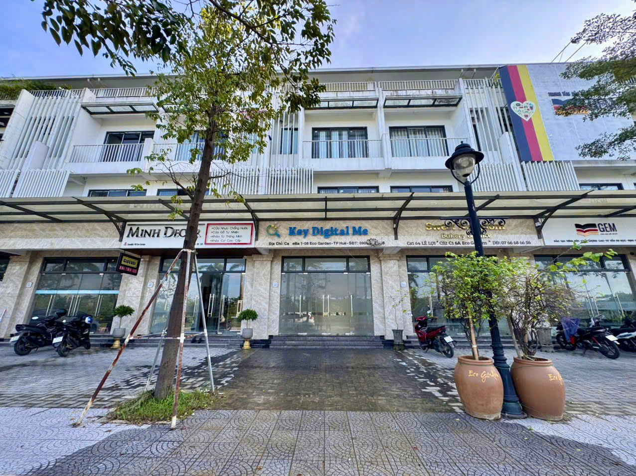CHO THUÊ SHOPHOUSE ECOGARDEN 4 TẦNG – HOÀN THIỆN CƠ BẢN – 13 TRIỆU/THÁNG