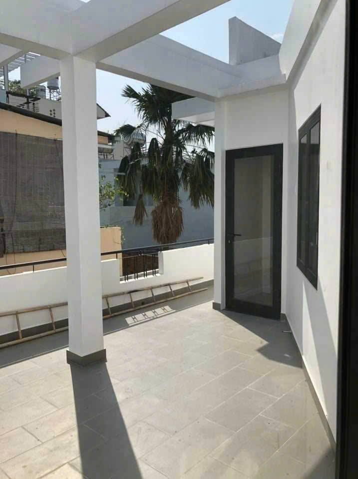 hẻm xe hơi quay đầu - Lê Quang Định - 60m2 - 3 tầng - ngang 8m hiếm - 9.5 tỷ