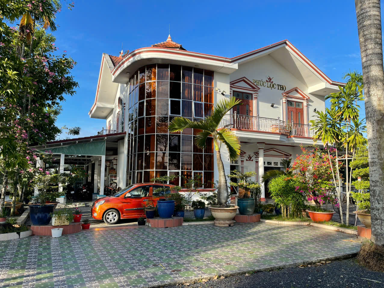 BIỆT THỰ DIỆN TÍCH KHỦNG (2.262M²) 2 MẶT TIỀN QUỐC LỘ 22, CỦ CHI – GIÁ CHỈ 21 TỶ