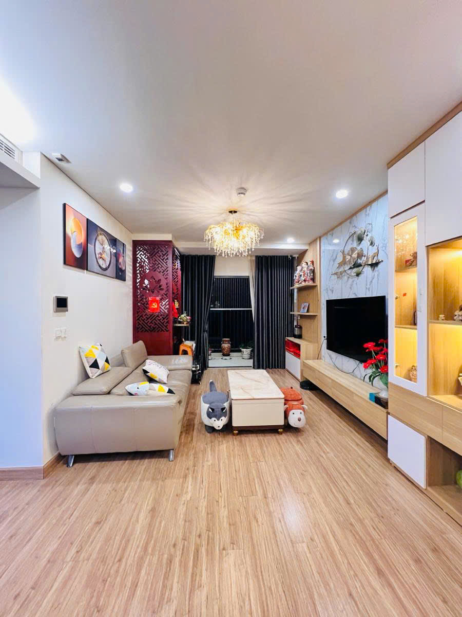 Nhà mặt phố Thái Hà Đống Đa – 80m2 4 Tầng Mặt tiền 5.4m Giá 23 tỷ