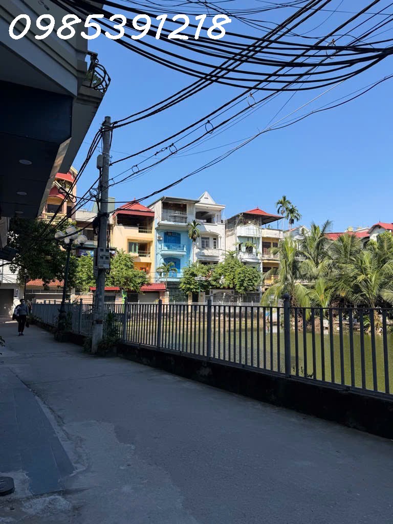 GIÁP BÁT NHÌN RA HỒ, 34m2,6T, chỉ 8.35TỶ (CTL) 10m ra Oto đậu- KHU VỰC HIẾM