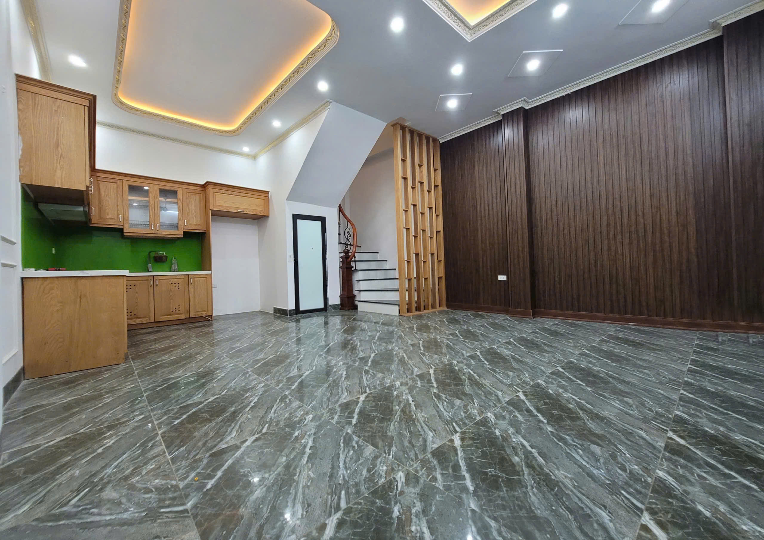 NHÀ 4 TẦNG KIÊN CỐ – FULL TIỆN ÍCH TRUNG TÂM