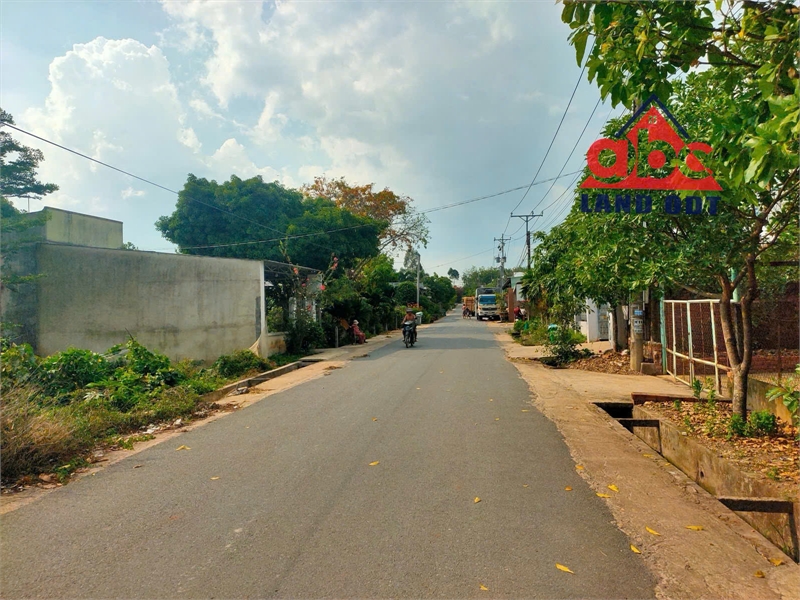 NP1047 bán gấp nhà vườn, cạnh KCN, đông đúc dân cư phù hợp cải tạo nhà ở, biệt thự