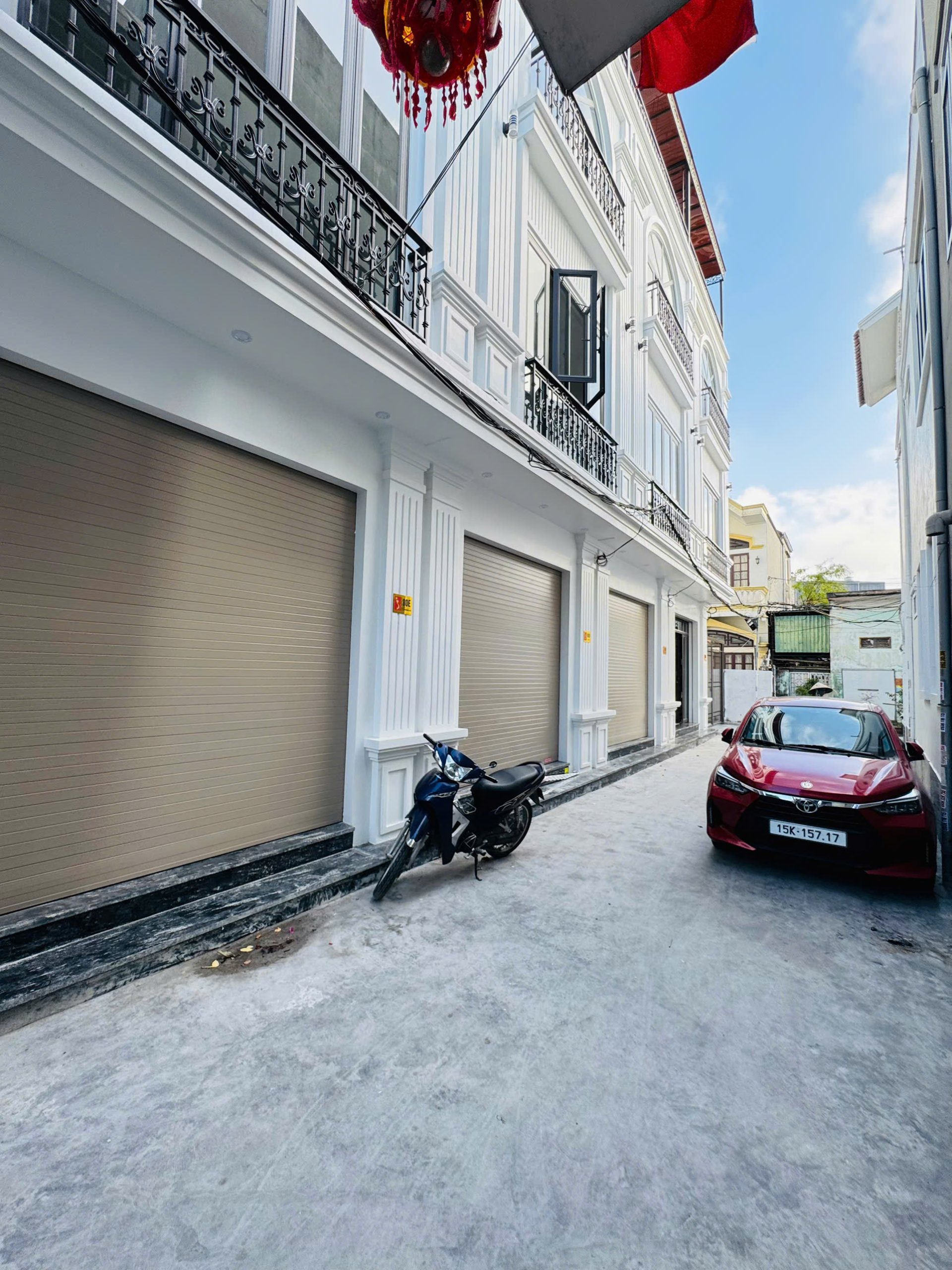 CHỈ CÒN 2 CĂN CUỐI KHÁCH KO NHANH THÌ HẾT. NHÀ MỚI 4 TẦNG, Ô TÔ ĐỖ CỬA MÀ GIÁ CHỈ HƠN 3 TỶ- PHƯƠNG LƯU, VẠN MỸ