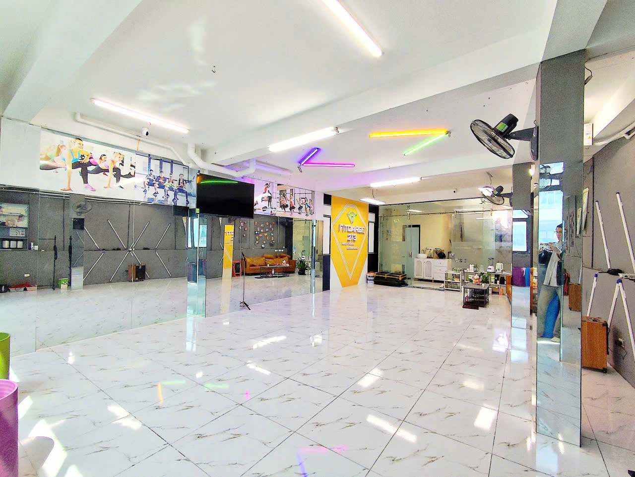 CHO THUÊ MẶT BẰNG THÔNG SÀN – TẦNG 2