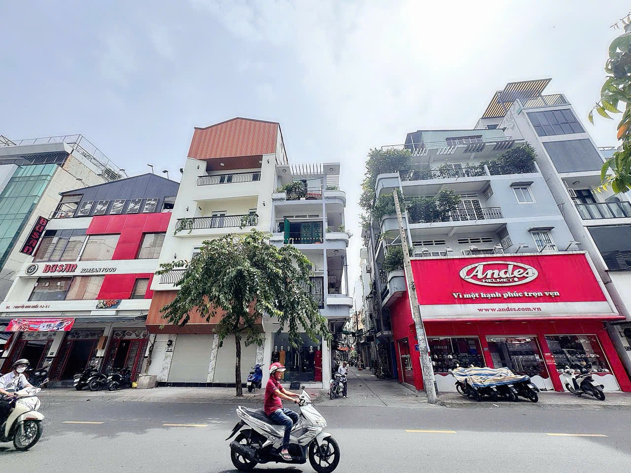 BÁN NHÀ MẶT TIỀN KD Đ.NGUYỄN ĐÌNH CHIỂU, P.BÀN CỜ, QUẬN 3 - NGANG HIẾM 6M*10M - CHÍNH CHỦ GIANG GIANG:0901611116