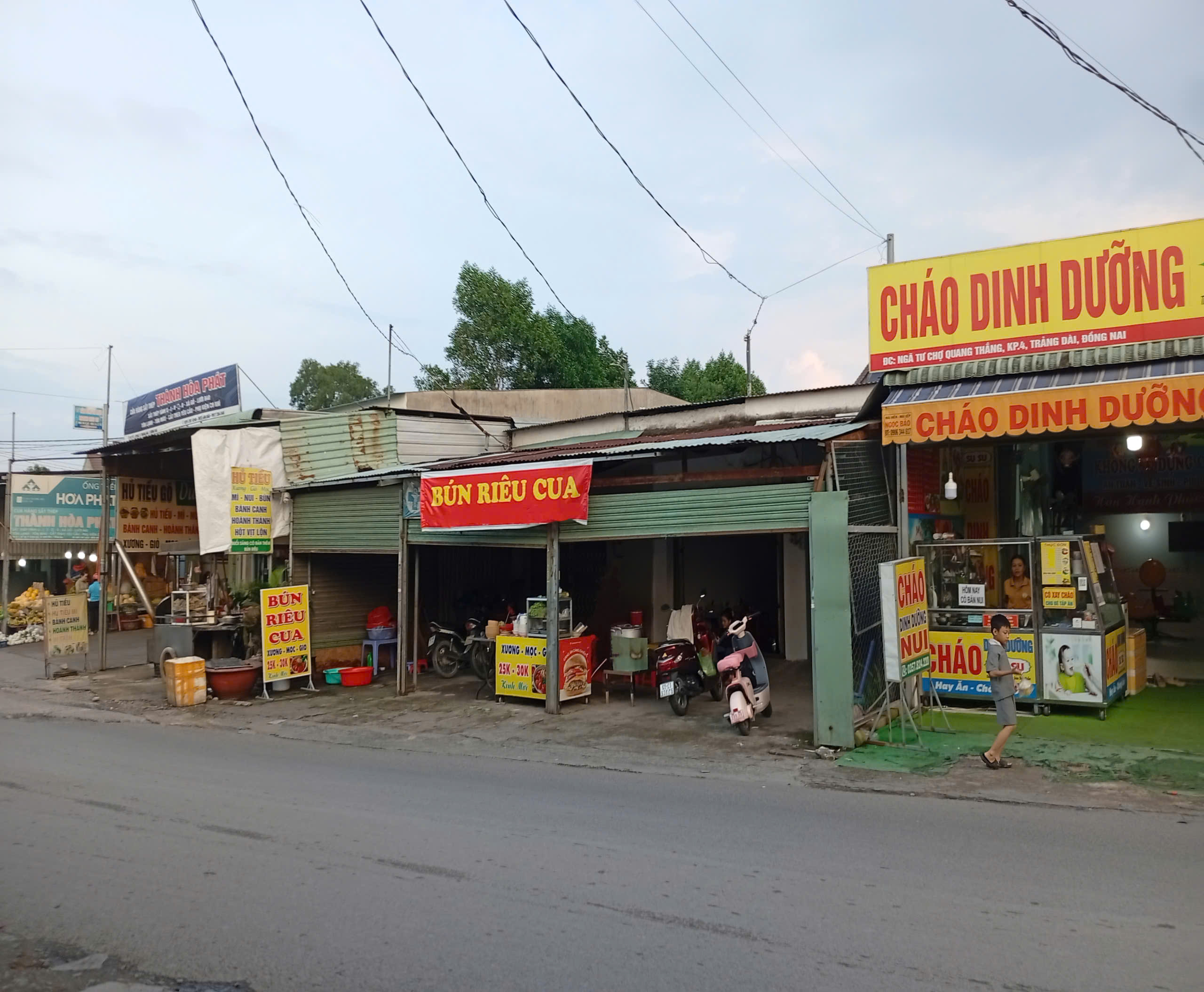 CHÍNH CHỦ SANG NHƯỢNG QUÁN BÚN TẠI CHỢ QUANG THẮNG, TRẢNG DÀI, ĐỒNG NAI