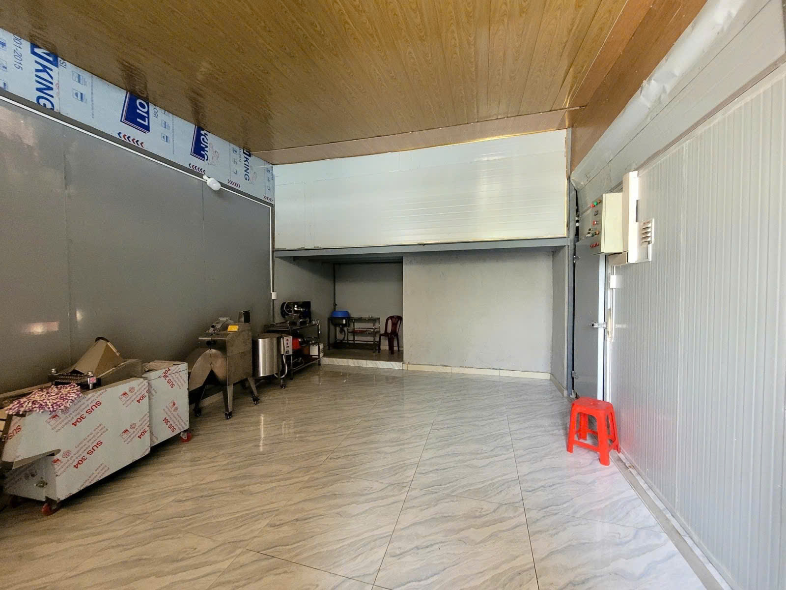 Bán gấp - nguyễn văn đậu 120m2 - 2 tầng - đường 8m - sổ riêng 8.6 tỷ