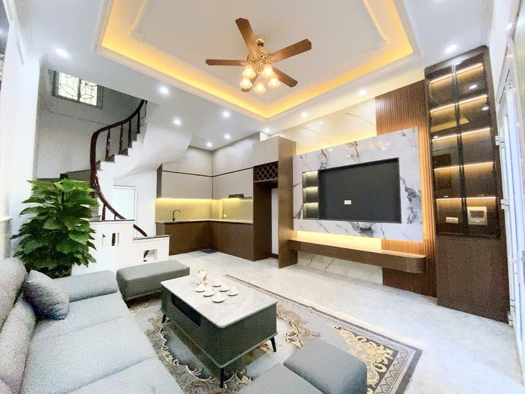 ĐA SỸ KIẾN HƯNG 32M _ 5 TẦNG FULL NỘI THẤT _NGÕ THÔNG _15M ÔTÔ TRÁNH _VIEW KĐT LUXURY NHỈNH 8 TỶ _ 50m RA NHÀ VĂN HÓA