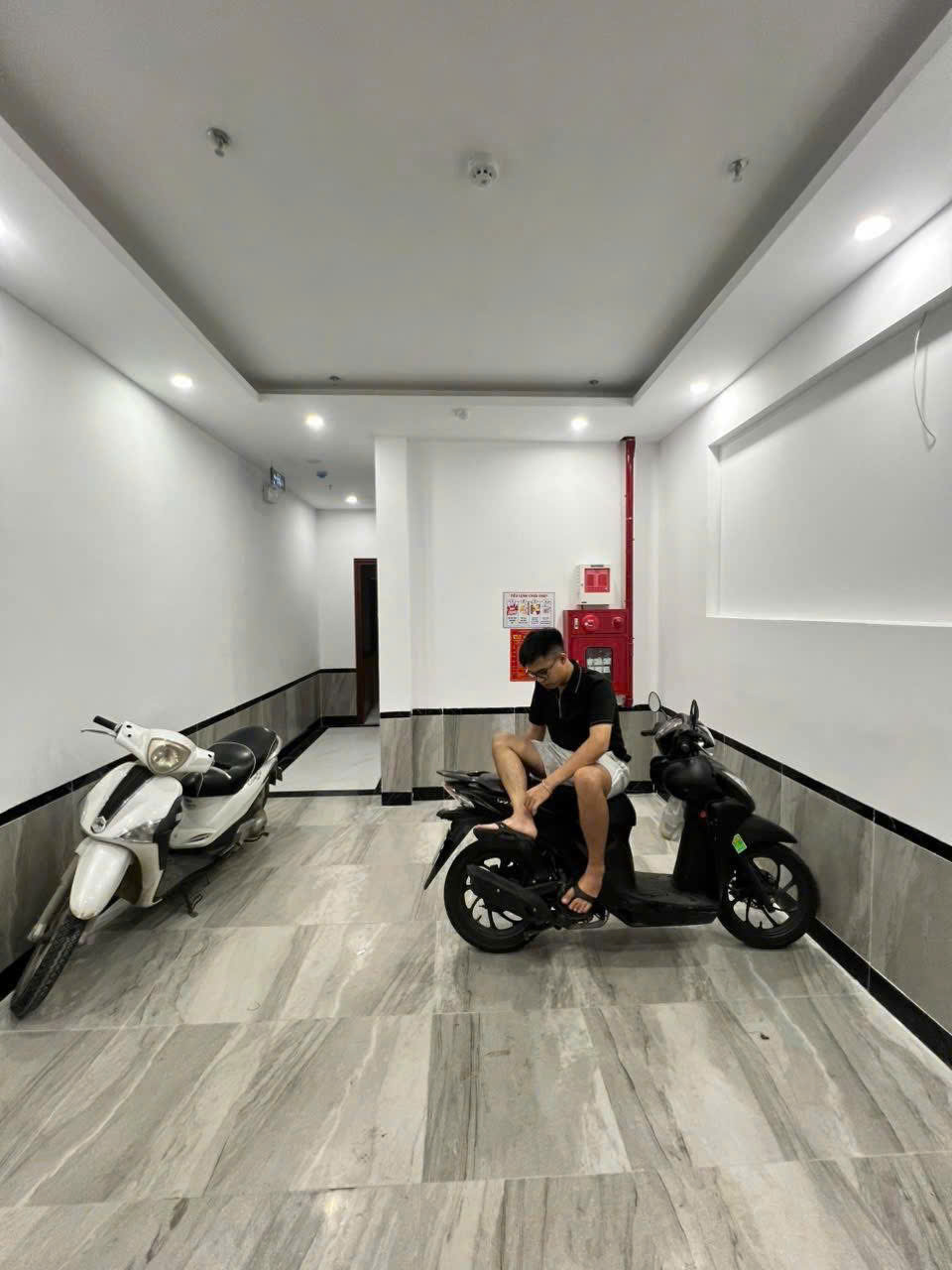 CCMN THỊNH QUANG - 11 PHÒNG KK - THANG MÁY - PCCC 50m2 6 tầng mt 3.9m Giá 13.68 tỷ