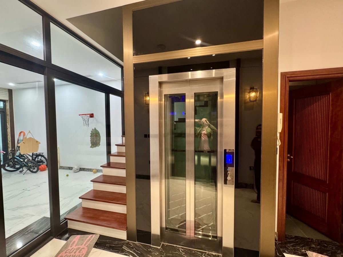 BÁN GẤP! NHÀ MẠC THÁI TỔ, CẦU GIẤY, 68M2, MT5 M, Ô TÔ, VỈA HÈ, DÒNG TIỀN, NHỈNH 31 TỶ