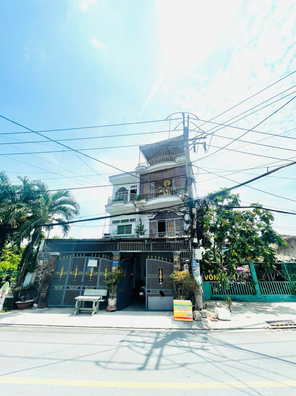 BÁN NHÀ MẶT TIỀN HUỲNH THỊ NA – HÓC MÔN 11 PHÒNG – KINH DOANH MINI CỰC ĐỈNH!