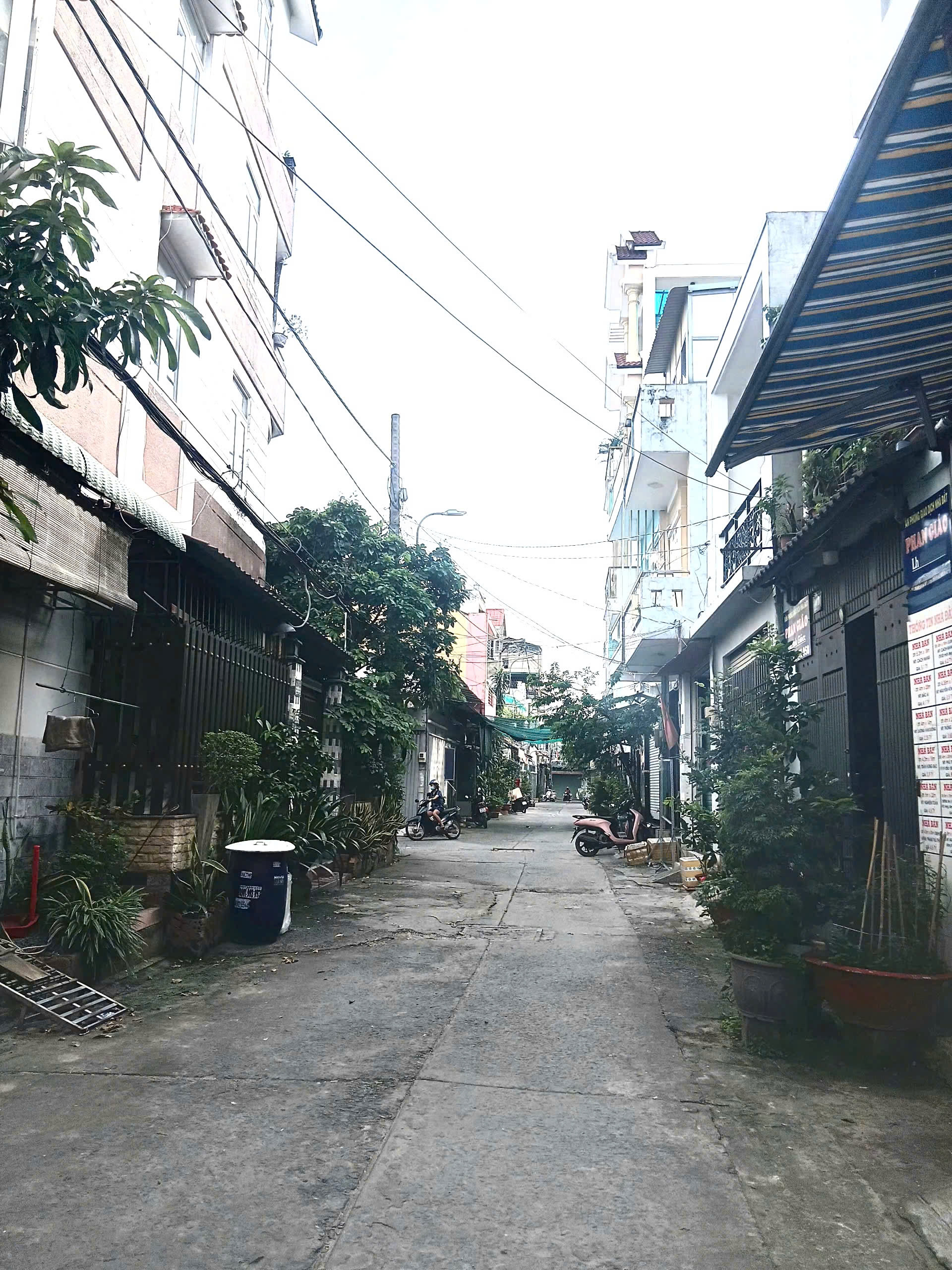 NHÀ 4 TẦNG – BỜ BAO TÂN THẮNG – DT 59M² (3.9X14M) – HẺM ĐẸP – PHƯỜNG SƠN KỲ – NHỈNH 6 TỶ