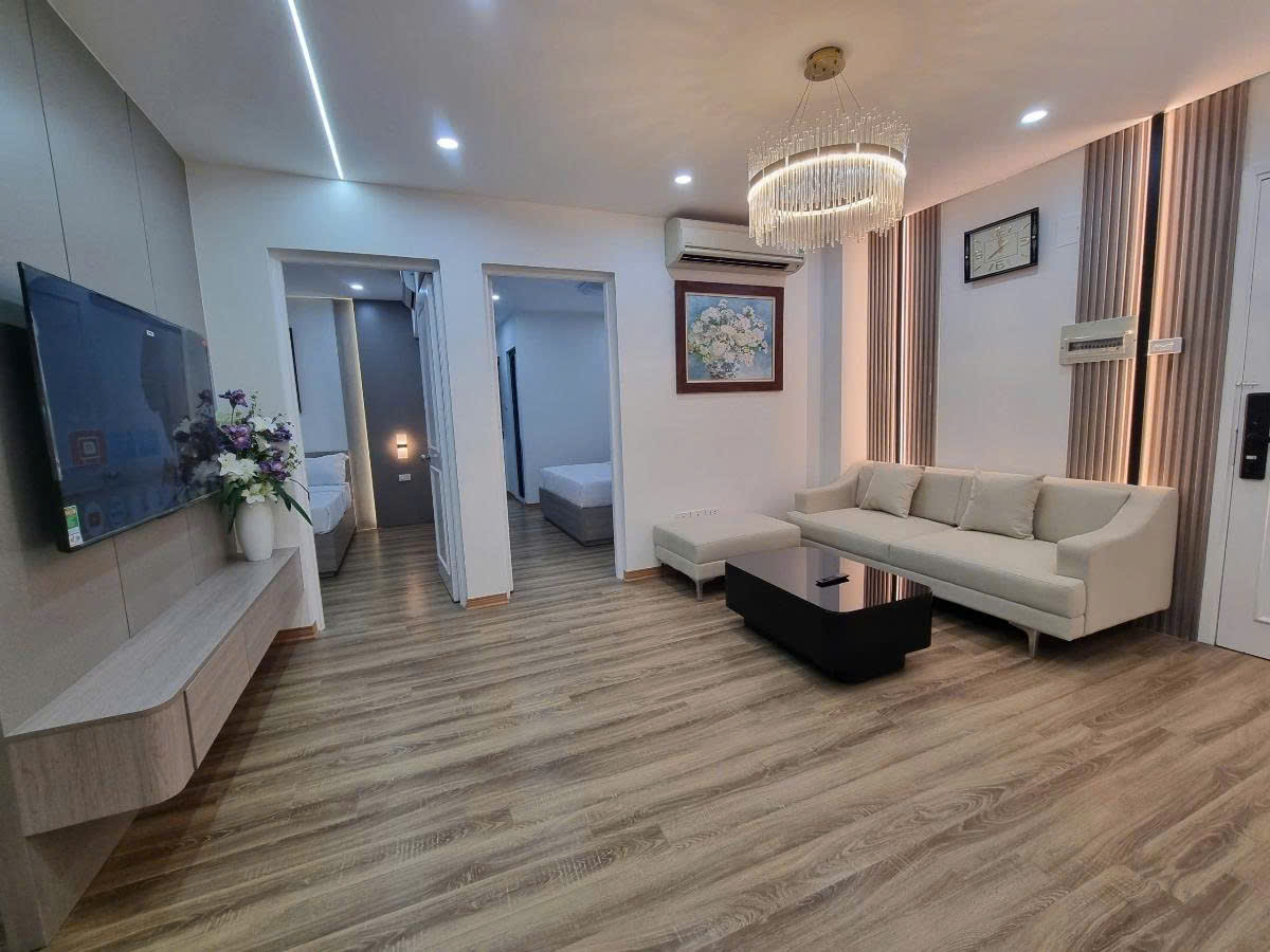 Đẹp thế nhỉCăn góc CT4 Mễ Trì Hạ 79m 3PN nội thất Vip, chỉ 7.55 tỷ