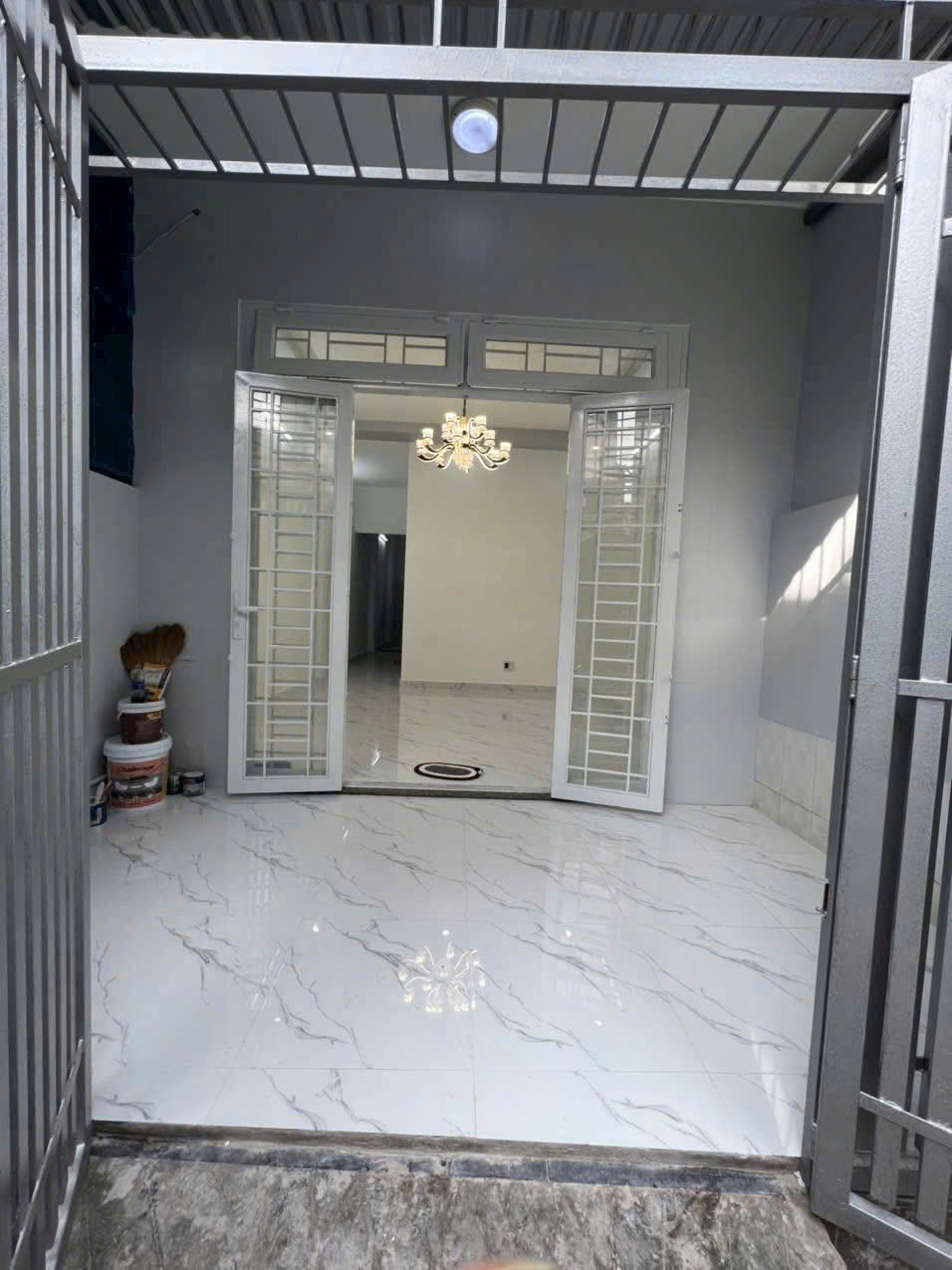 Bàn nhà hẻm 143 Liên Khu 5-6, BHH B dt 56m2 1 lầu 3pn 2wc giá 4,35 tỷ