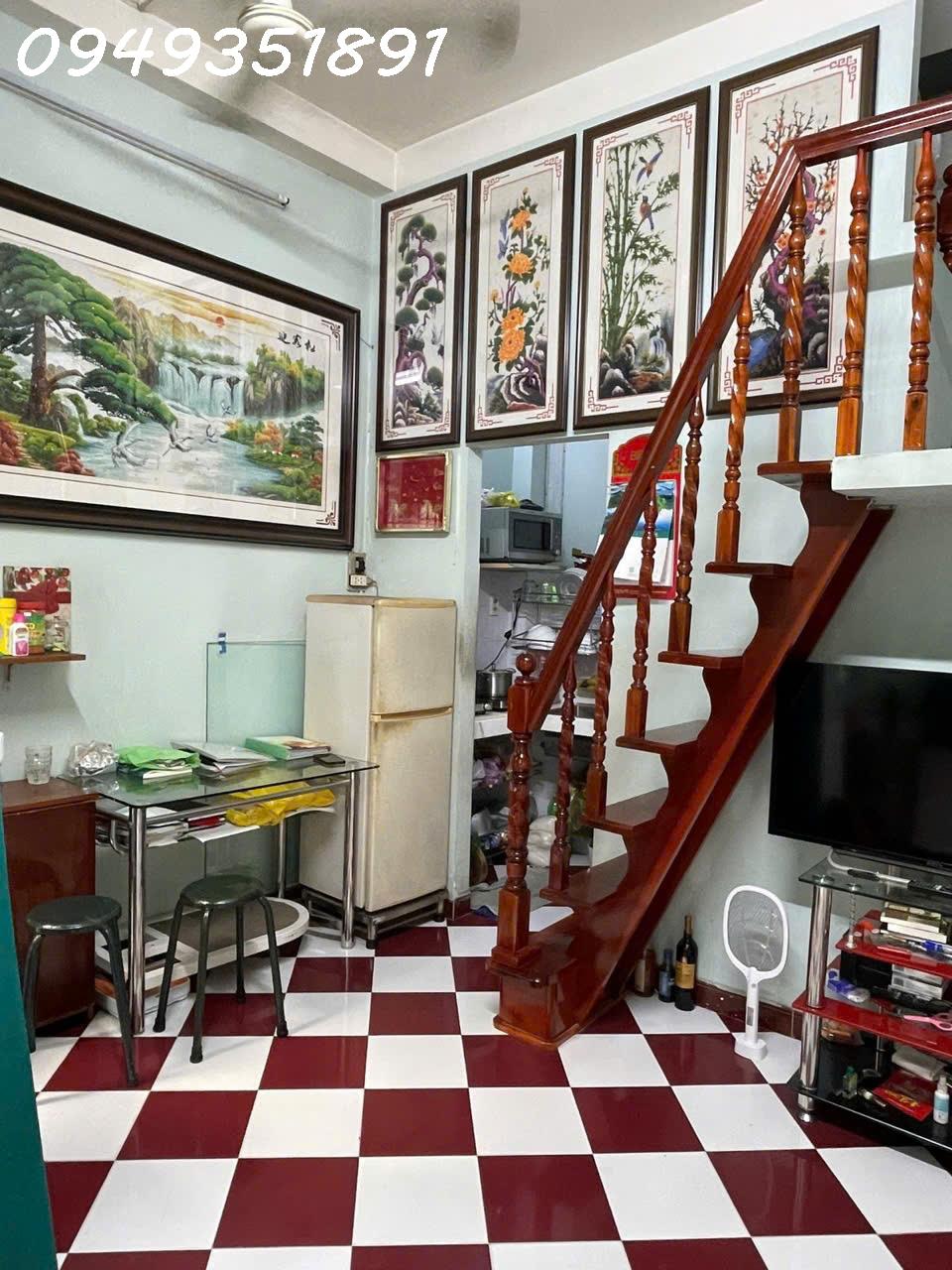 SÁT MẶT TIỀN TRƯỜNG SA – BÙI THỊ XUÂN ✨ TRUNG TÂM TÂN BÌNH – NHÀ 2 TẦNG – 20M² – CHỈ NHỈNH 2 TỶ ✨