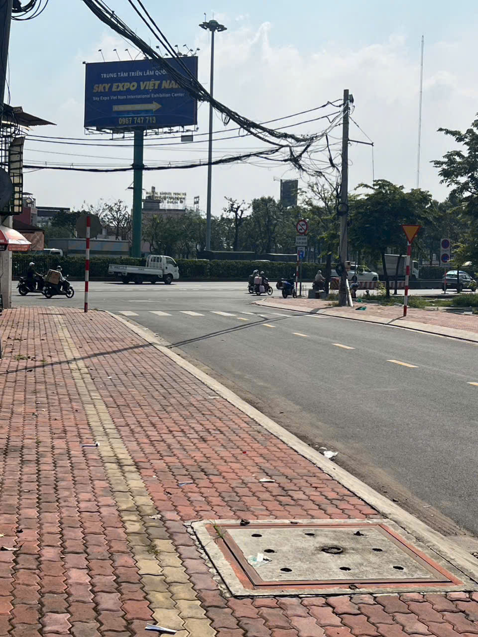 XƯỞNG MAY MẶT TIỀN ĐƯỜNG D4, Q12 - DÒNG TIỀN KHỦNG – VỊ TRÍ VÀNG KHU TRUNG MỸ TÂY!