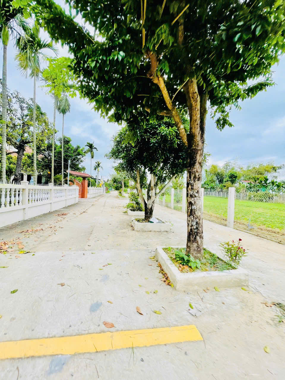 Cần bán lô đất diện tích rộng 186m2 giá chỉ 760 triệu