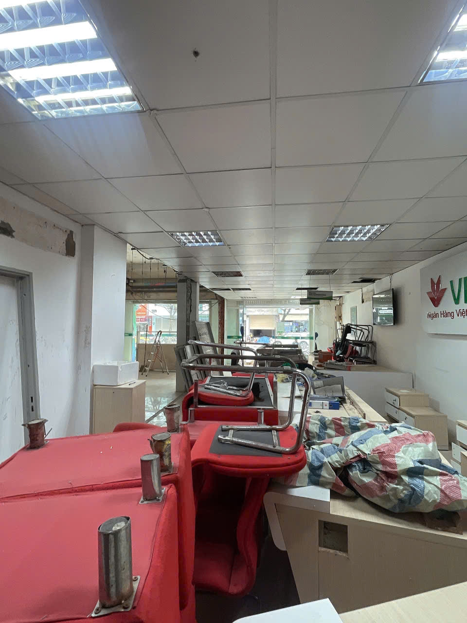 cho thuê nhà mặt tiền đường hàm nghi đà nẵng lô đôi 5 tầng ngang 10m giá tốt