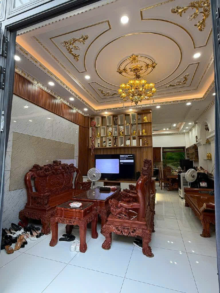 NHÀ ĐẸP FULL NỘI THẤT – ĐƯỜNG BÔNG SAO, P. PHÚ ĐỊNH (P.5 cũ), QUẬN 8 – GIÁ TỐT 12.5T