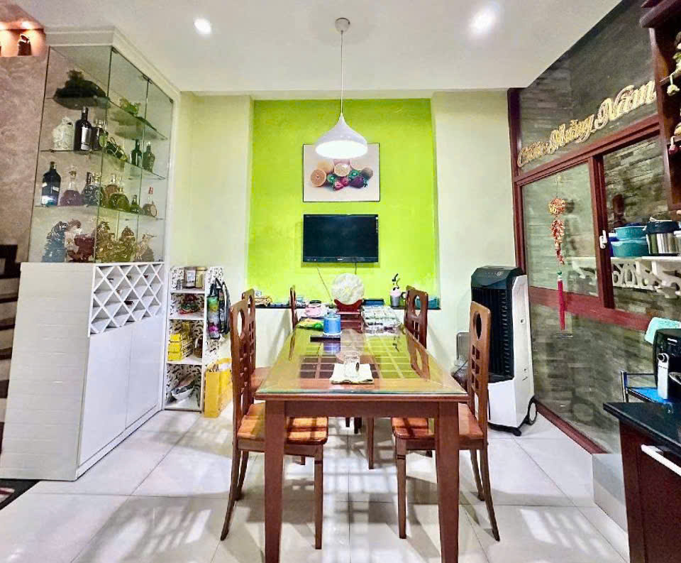 Nhà đẹp QUẬN TÂN BÌNH - Năm Châu - 4.5 x 14 m - 119 m2 - 8.5 tỷ