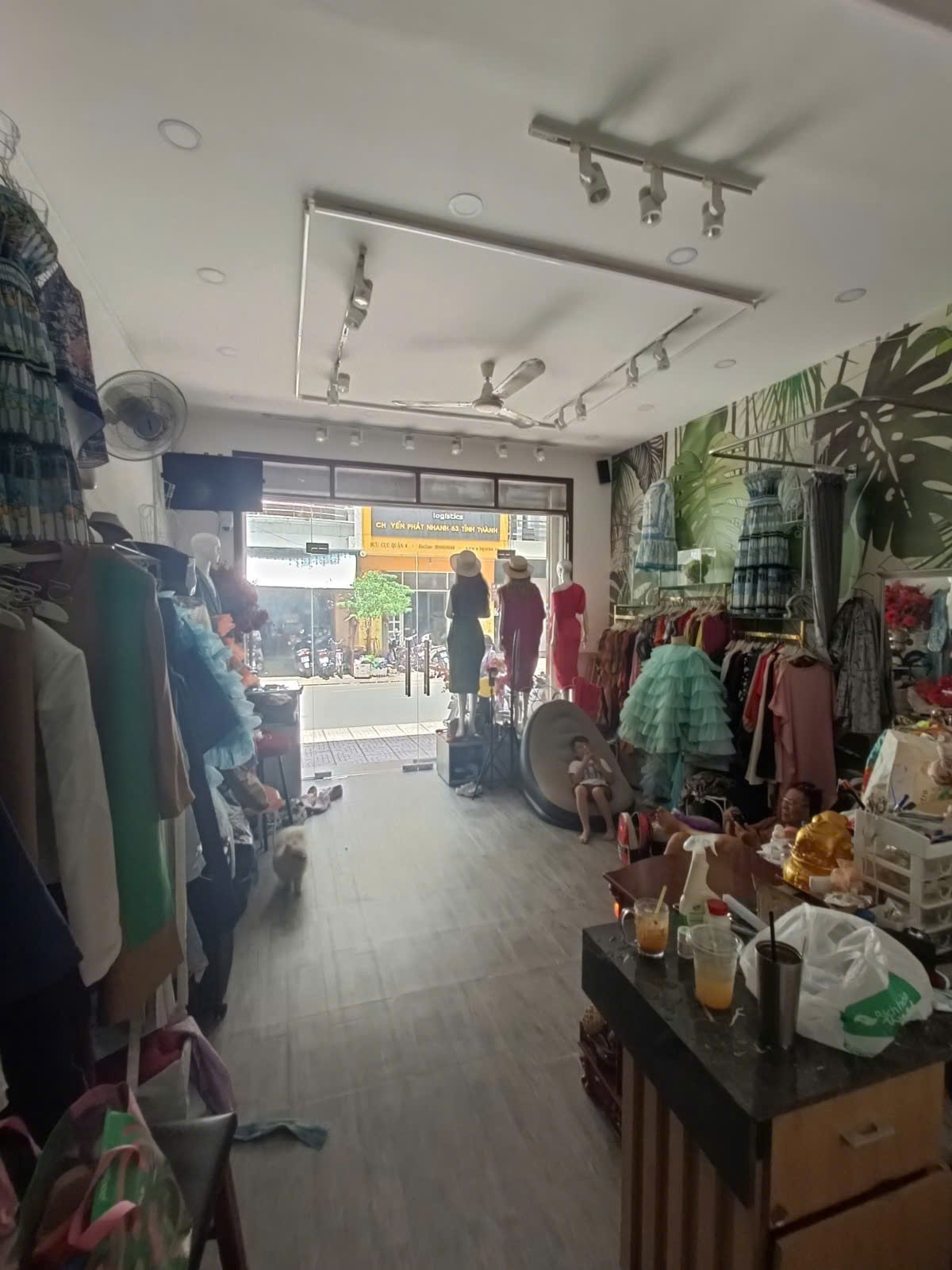 Bán HXH Nhà Nguyễn Văn Thương _ p.25 - 60m2 (5.6x11)- 3 tầng - MBKD - sổ vuông A4 - 11 tỷ