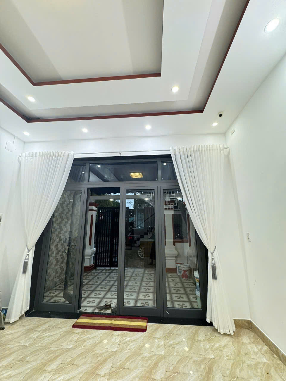 CẦN BÁN GẤP NHÀ 3 TẦNG TRUNG TÂM THANH KHÊ – ĐÀ NẴNG - CÁCH BIỂN 100M – FULL NỘI THẤT – XÁCH VALI VÀO Ở NGAY