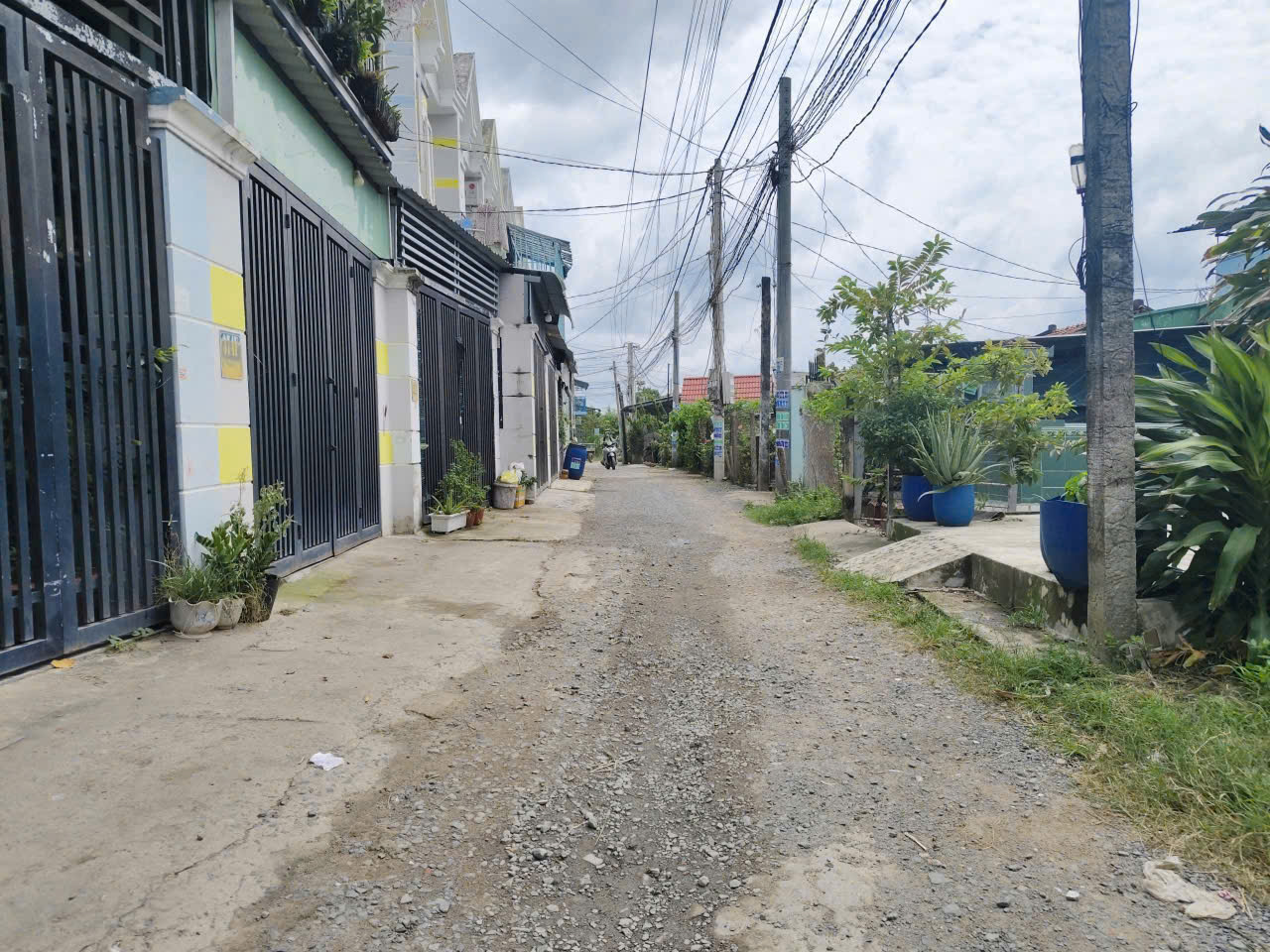 Bán đất thổ cư xã Mỹ Hạnh Nam dt 264m2 giá 1,67 tỷ