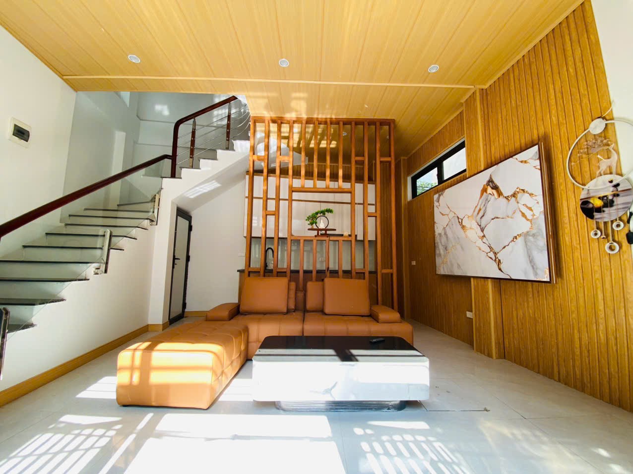 NHÀ 4TẦNG HÀNG XÓM - GELEXIMCO D. GẦN AEON MALL HÀ ĐÔNG. LOANH QUANH 5 tỷ