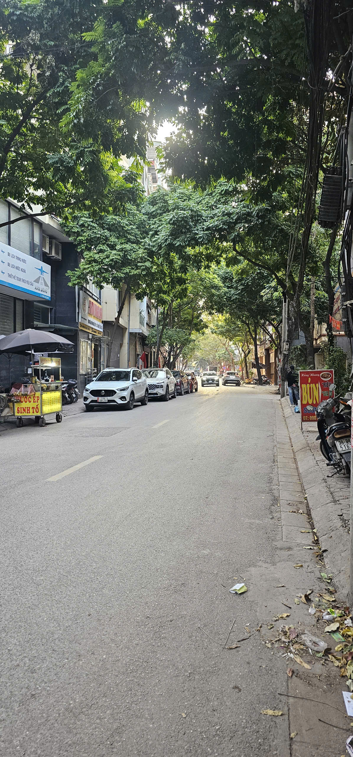 Bán căn nhà mặt phố ô tô tránh phố nguyễn khả trạc cầu giấy 52m2 x 5 tầng 22 tỷ có TLcó