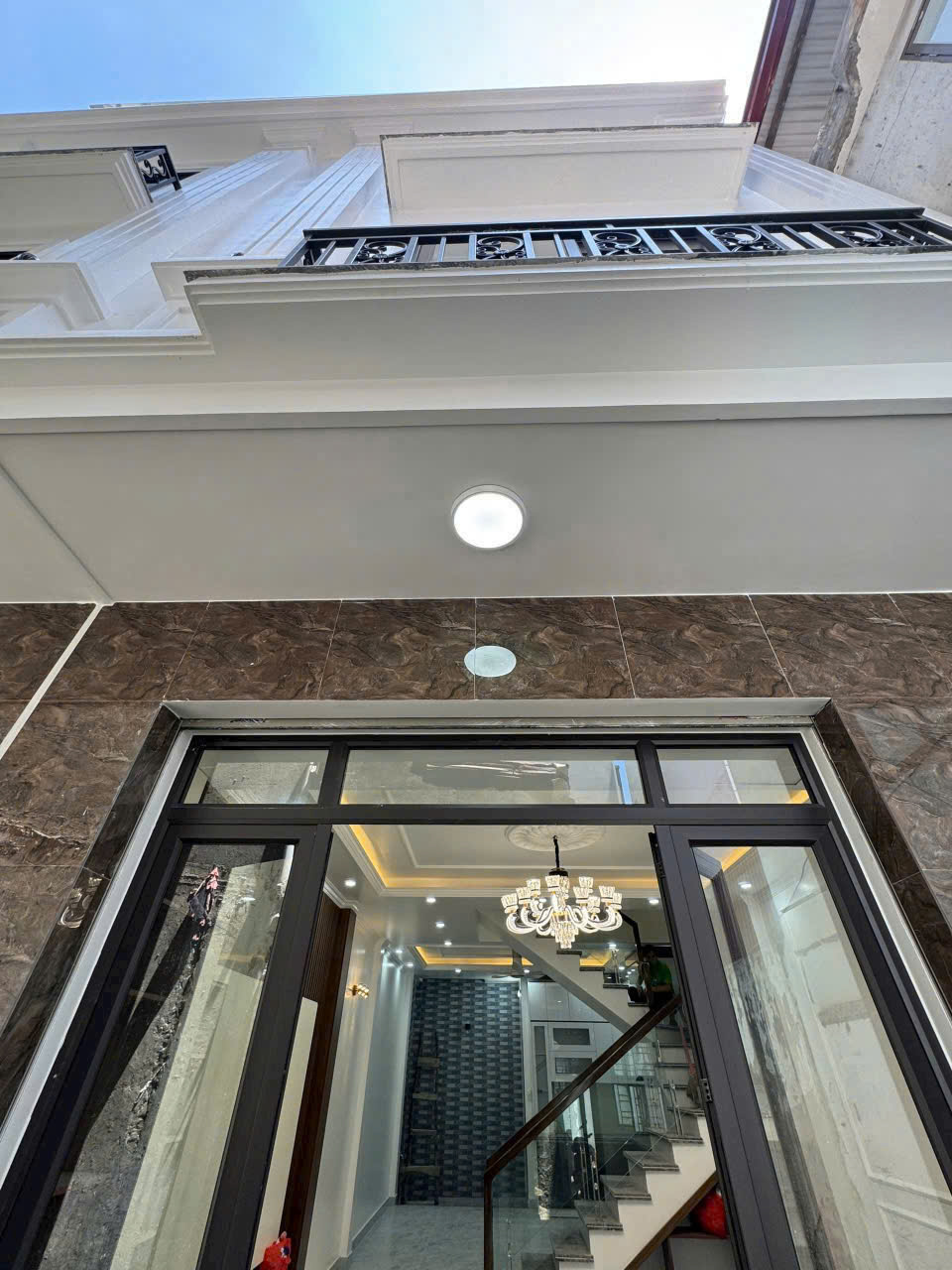 BÁN NHÀ ĐỘC LẬP 4 TẦNG – SÂN CỔNG RIÊNG – AN ĐÀ, NGÔ QUYỀN, HẢI PHÒNG. Một lựa chọn đáng giá cho khách tìm nhà ở khu