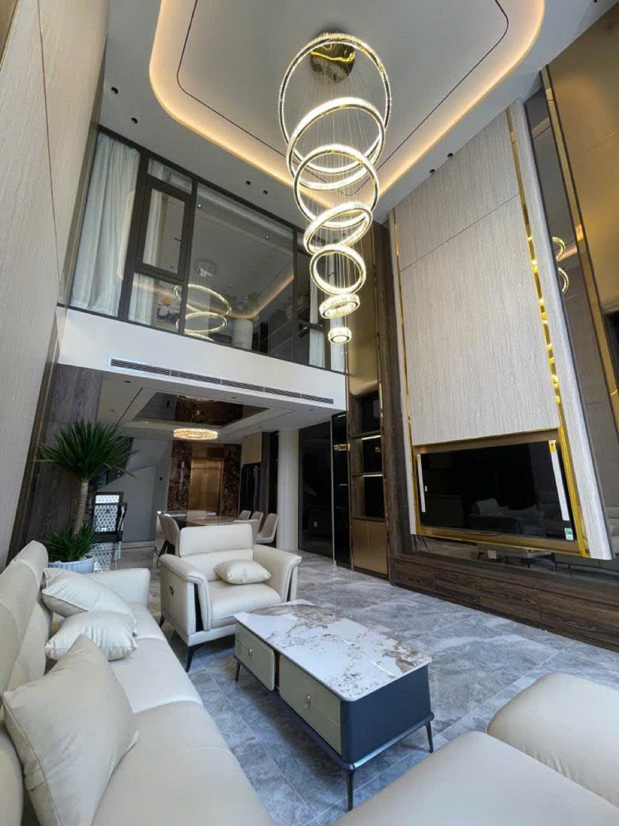 BÁN NHÀ GIÁ CHỈ 42 TỶ MẶT PHỐ ĐÊ LA THÀNH – LÔ GÓC HIẾM – 102M² – MẶT TIỀN 6.2M